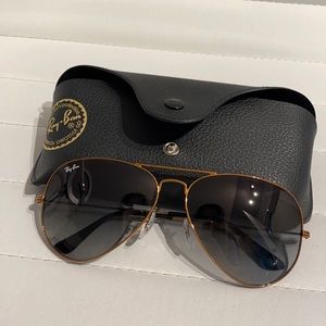 Large Ray ban aviator sunglasses